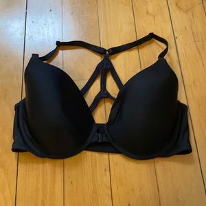 VS lined perfect coverage bra- front clasp